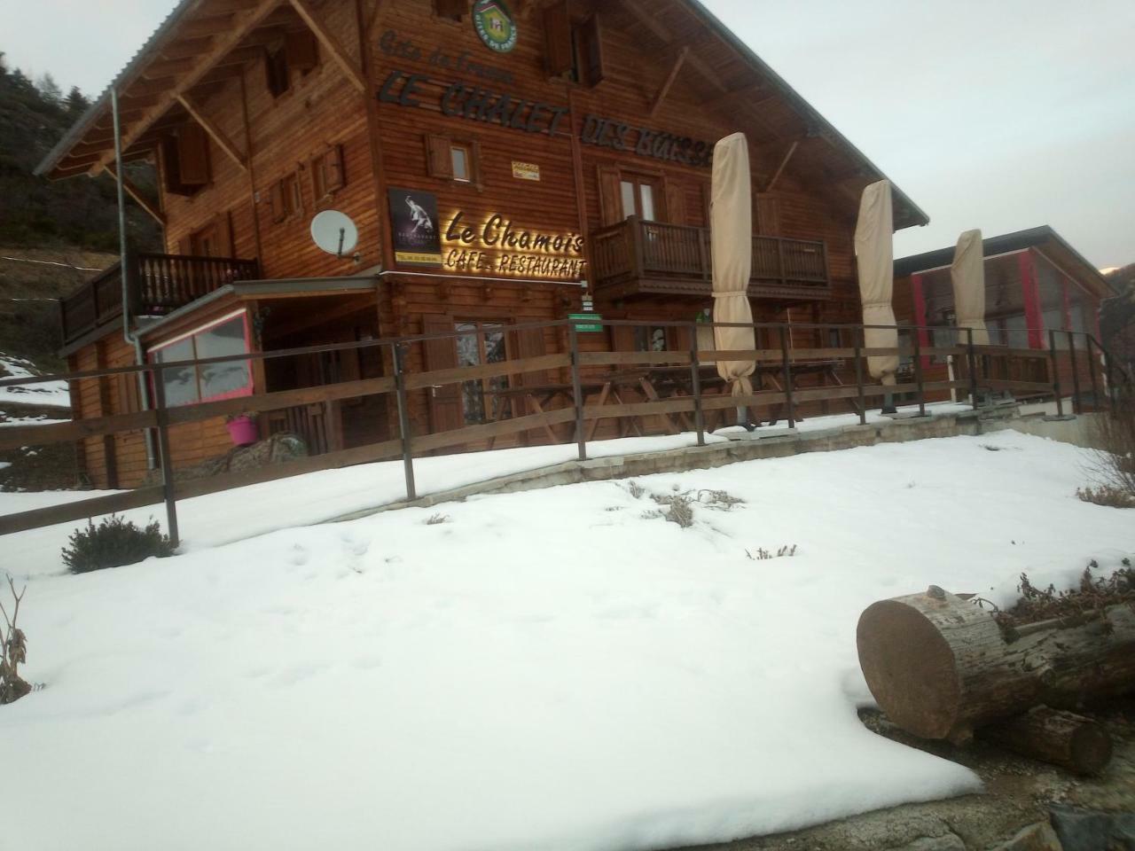 Le Chalet Des Buisses Hotel Roubion Exterior photo