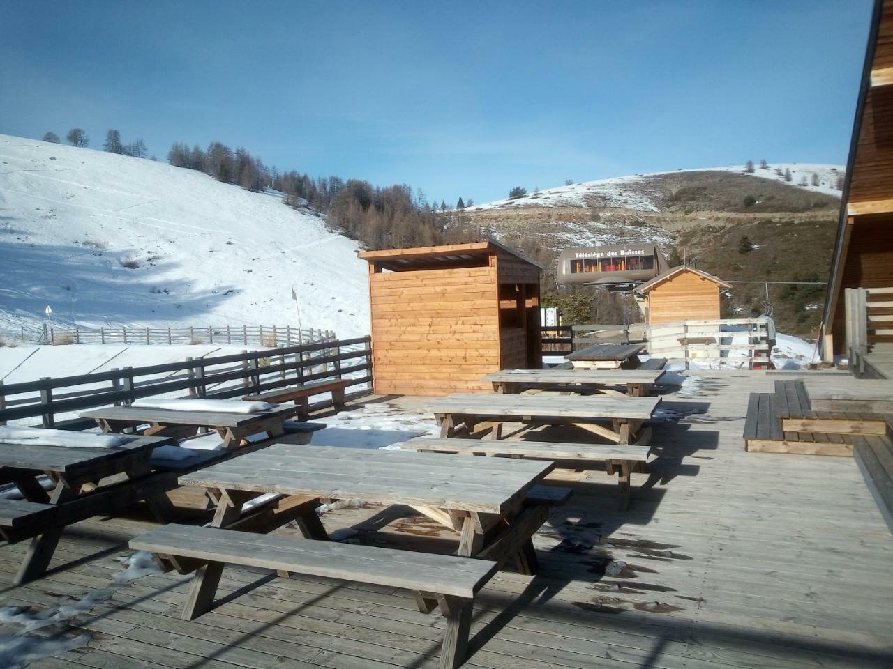 Le Chalet Des Buisses Hotel Roubion Exterior photo